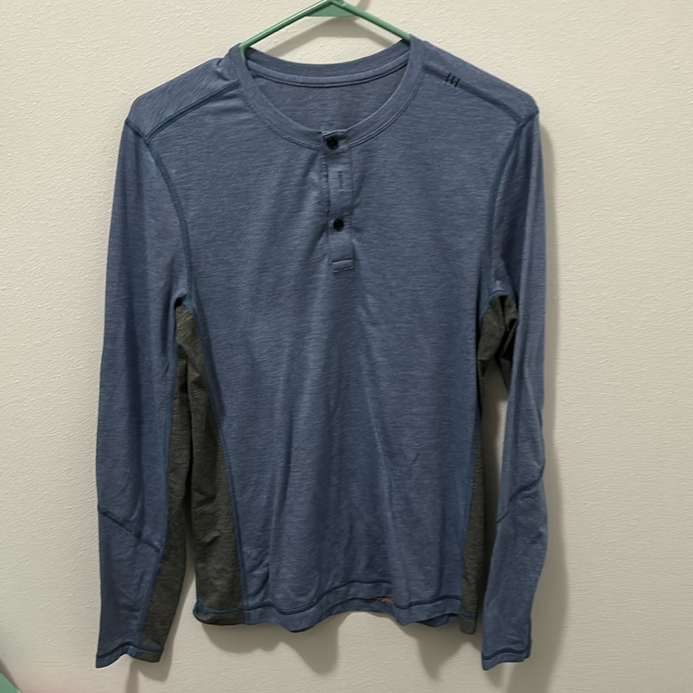 Lululemon men’s long sleeve